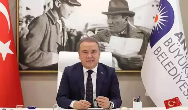Böcek'ten belediye çalışanlarına: "Antalya için çalışmaya devam edin. Hiçbir eksik bırakmayın"