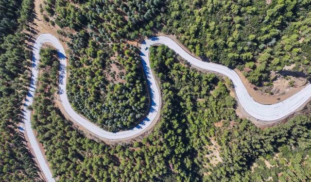 Denizli’de Mollaahmet ile Göveçlik mahallelerini birleştiren yol yenileniyor