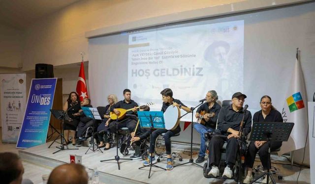 Engelsiz yürekler, Aşık Veysel’in türkülerini yaşatıyor