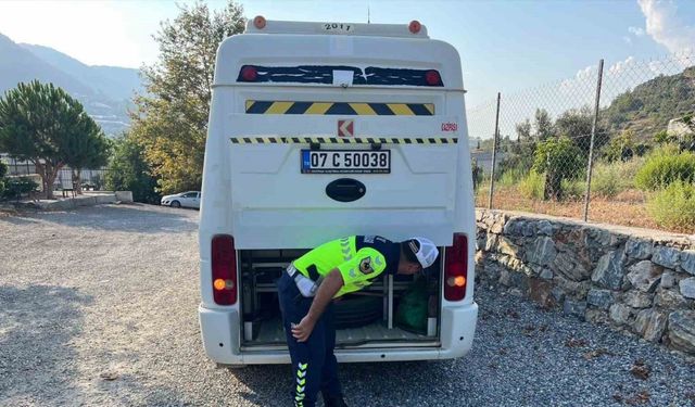 Gazipaşa’da jandarma ve polisten servislere sıkı denetim