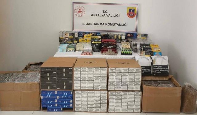 Kaş’ta jandarmadan kaçak sigara operasyonu
