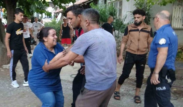 Kızını alevlerin arasından çıkardı, evi gözlerinin önünde küle döndü