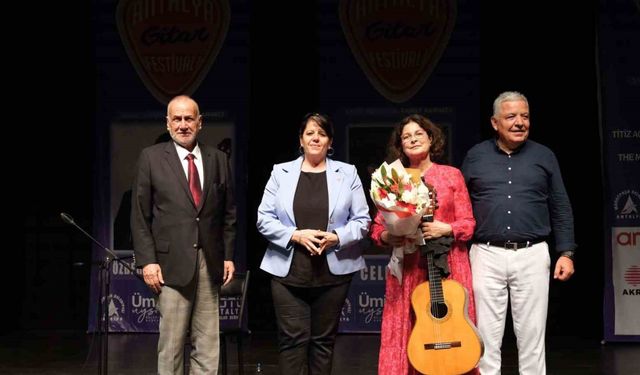 Muratpaşa’da Gitar Festivali sona erdi