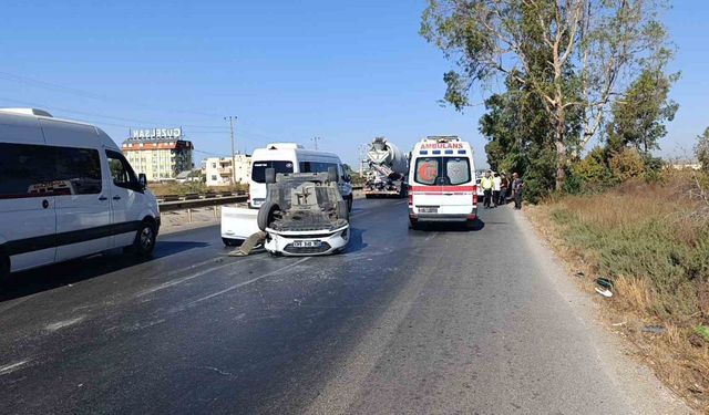 Önündeki araca çarpıp devrilen otomobilin sürücüsü yaralandı