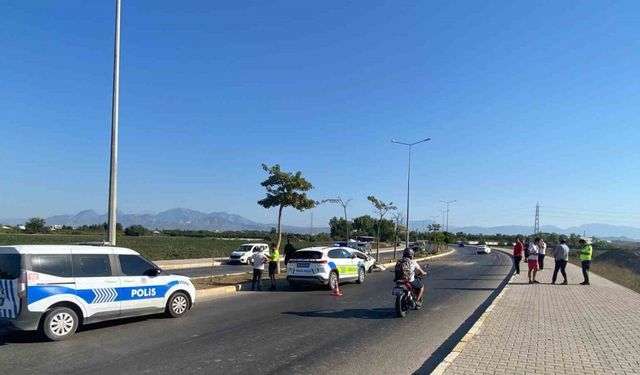 Serik’te iki otomobil çarpıştı: 1 yaralı