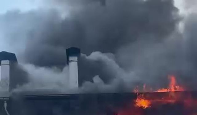 Yanan evdeki çocuklarını kurtarmak için canını hiçe saydı