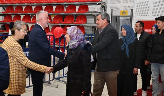 Başkan Başdeğirmen’den personeline Cumhuriyet yemeği