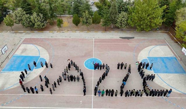 Ispartalı minikler ’Gazze’ için tek yürek oldular