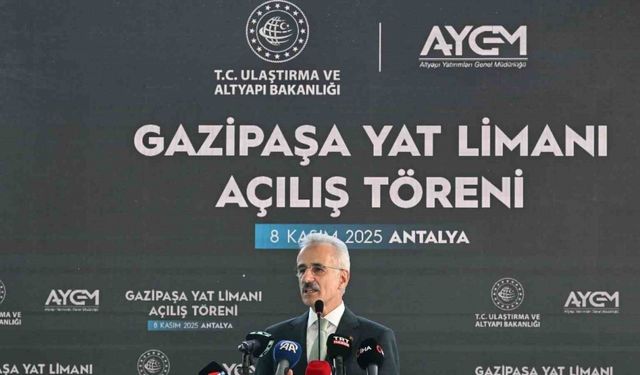 Bakan Uraloğlu: "Antalya-Mersin Bölünmüş Yol Projesinde 440 kilometrenin 400 kilometresini bitirdik"