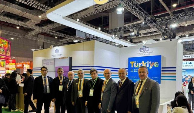 Denizlili sanayiciler Çin Uluslararası İthalat Fuarını ziyaret etti