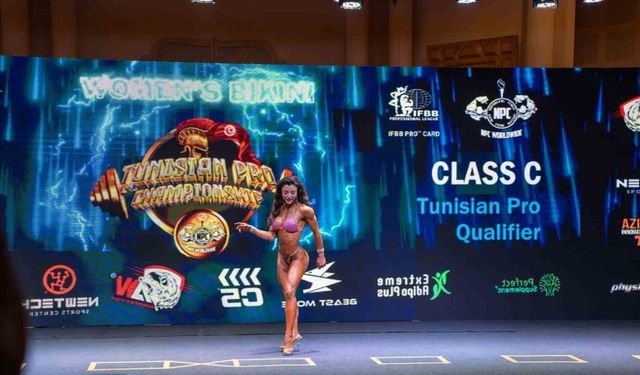 Denizlili sporcu, vücut geliştirmede IFBB Pro Card sahibi oldu