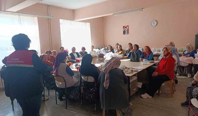 Afyonkarahisar'da 2025 yılında 512 çiftçi toplantısı yapıldı