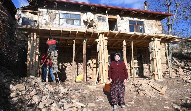 Isparta'da yaşlı kadının 70 yıllık evi daha güvenli bir yuvaya dönüştürüldü