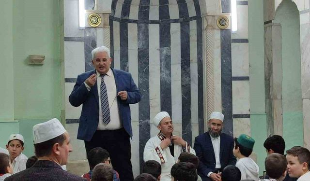 Şuhut'ta 'Camiler Çiçek Açtı'