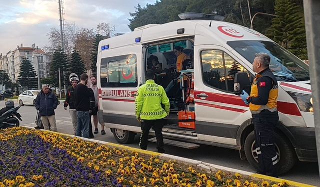 İki motosiklet çarpıştı: 1 yaralı