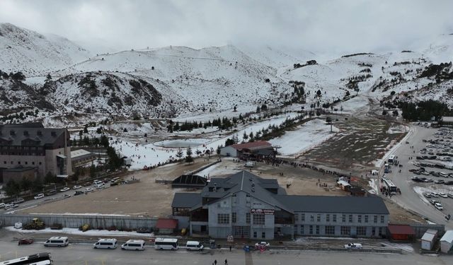 Davraz Kayak Merkezi olumsuz hava nedeniyle bugünlüğüne kapatıldı