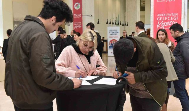 Kepez iş arayanları havacılık sektörüyle buluşturdu