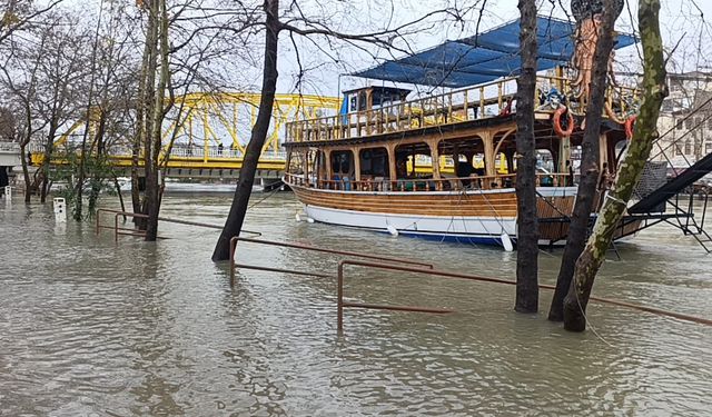 Manavgat ırmağında yağmur alarmı