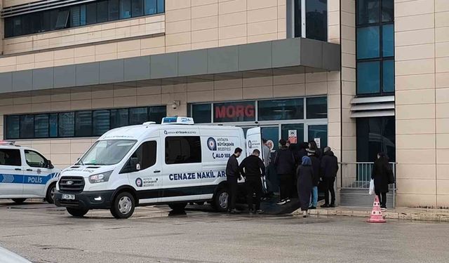 Motosikletli genç trafik kazasında hayatını kaybetti