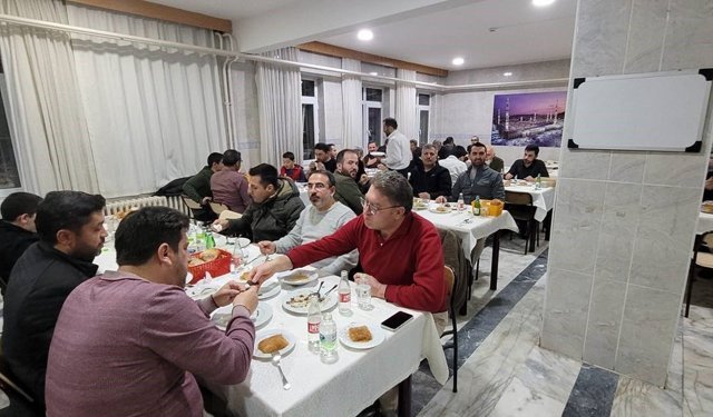 Müftülük personelleri iftarda bir araya geldi