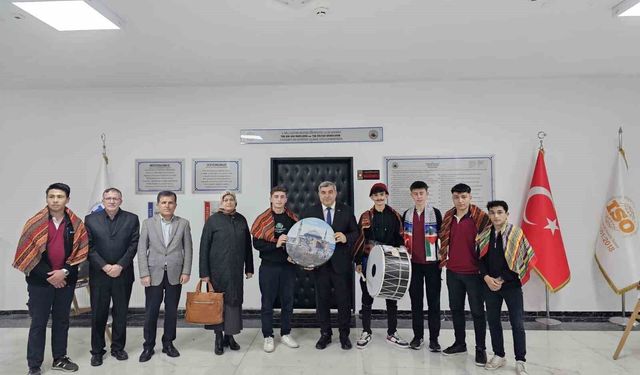 Sünnetci'ye öğrencilerden Ramazan ziyareti