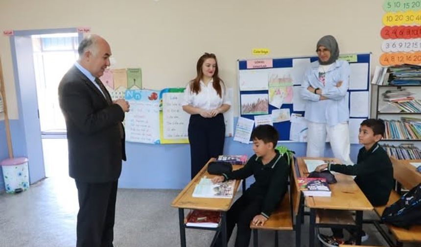 Emirdağ İlçe Milli Eğitim Müdürü, köy okullarını ziyaret etti