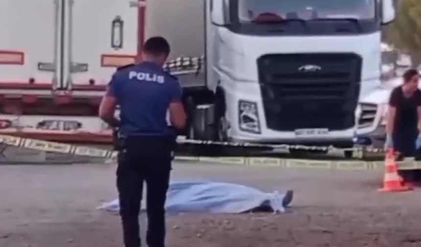 Eski eşini 3 gün boyunca takip edip defalarca bıçaklayarak öldürmüştü, ağırlaştırılmış müebbet cezası verildi