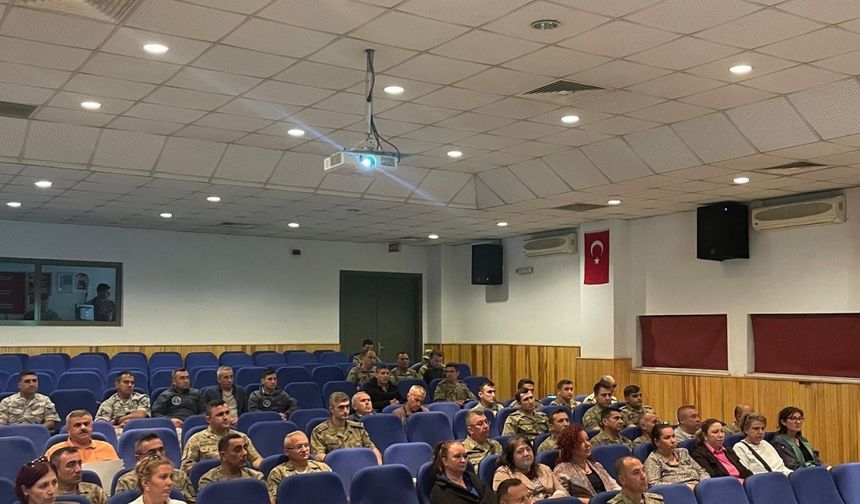 Polis uyuşturucu ile mücadele eğitimlerine devam ediyor