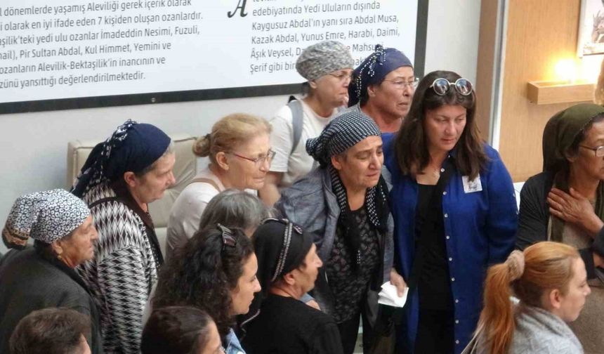 Babasının mezarını ziyaretten dönerken geçirdiği kazada hayatını kaybetti