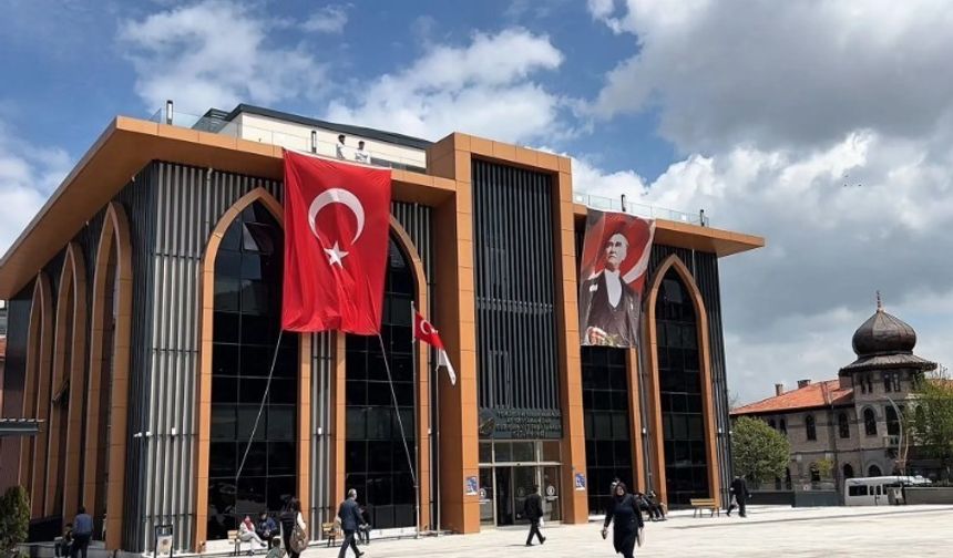 Halk kütüphanesi hafta sonları da açık olacak