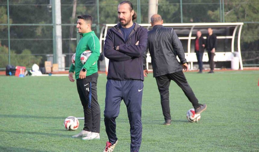 Denizli İdmanyurdu, lider Kütahyaspor'u konuk edecek