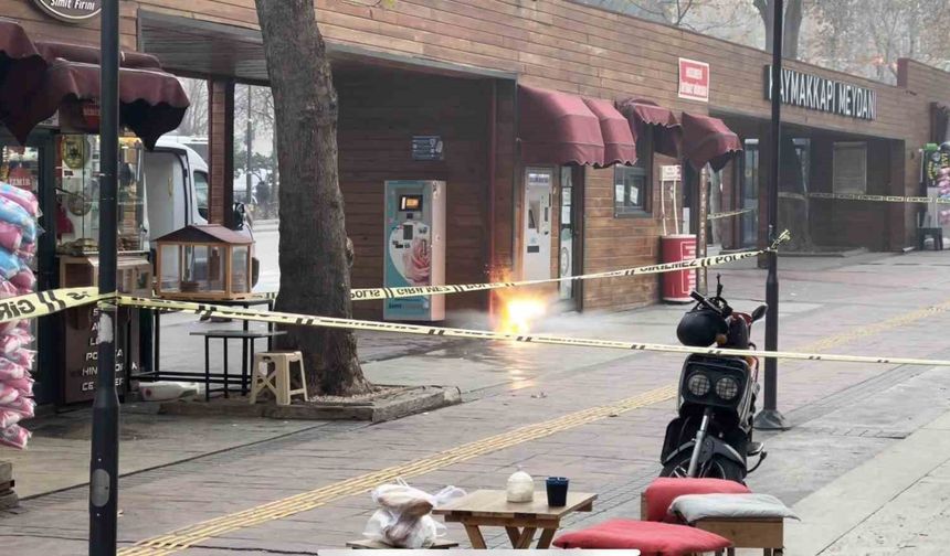 Isparta'da şüpheli çanta fünye ile patlatıldı