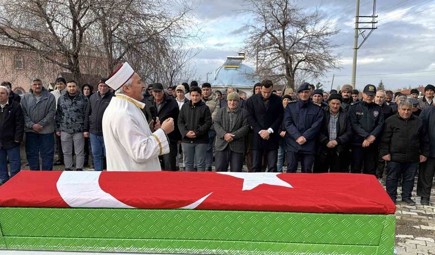 Afyonkarahisar'da 96 yaşında hayatını kaybeden Kore gazisi toprağa verildi
