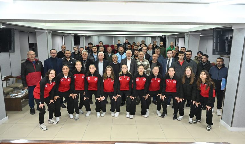 Isparta Belediyesi'nden amatör spor kulüplerine önemli destek