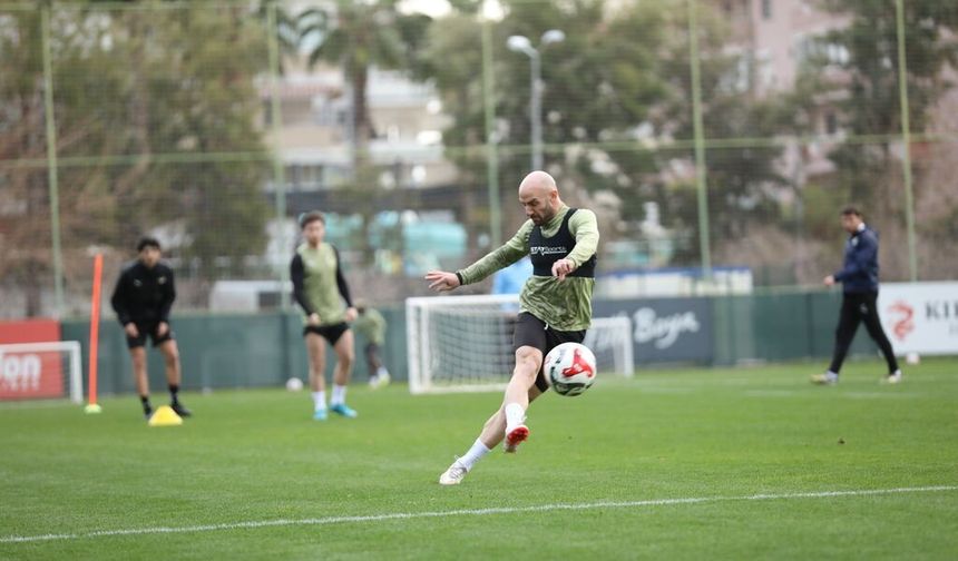 Alanyaspor, Beşiktaş maçı hazırlıklarına başladı