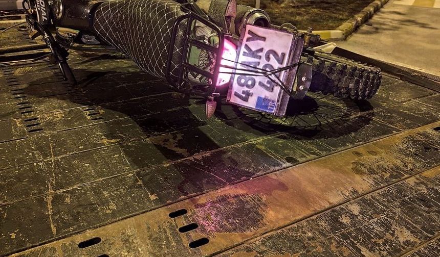Alkollü sürücünün kullandığı motosiklet kazasında sürücü ağır yaralandı