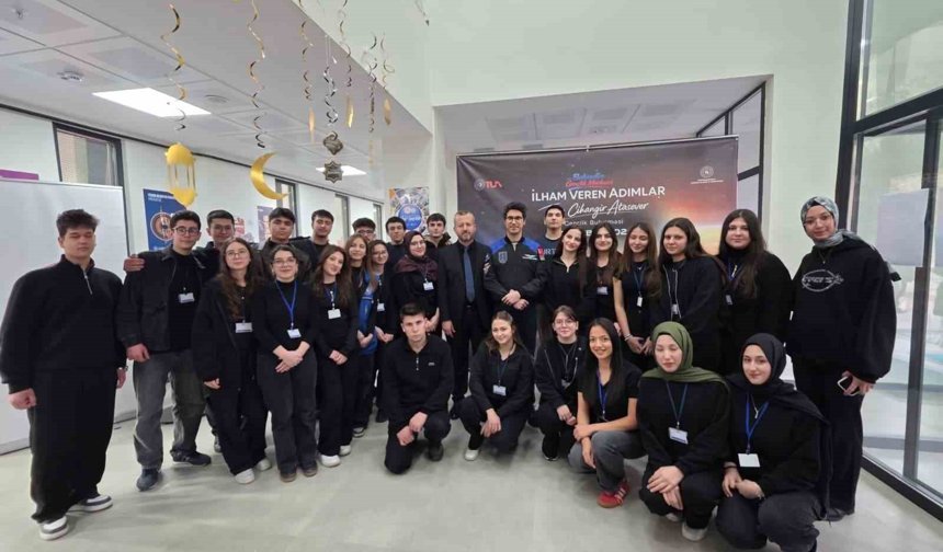 Atasever, Bolvadinli gençler ile bir araya geldi