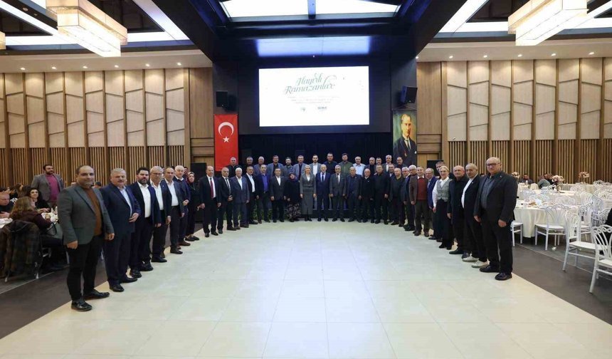 Başkan Doğan muhtarlarla iftarda bir araya geldi