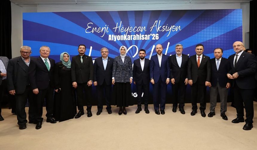 Bilal Erdoğan: 'Siyasetçiler siyaseti için koşturacaklar, biz de sivil toplumda sivil toplum için koşturacağız ve buna devam edeceğiz'