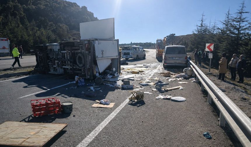 Denizli'de feci kaza: Baba ve oğlu hayatını kaybetti